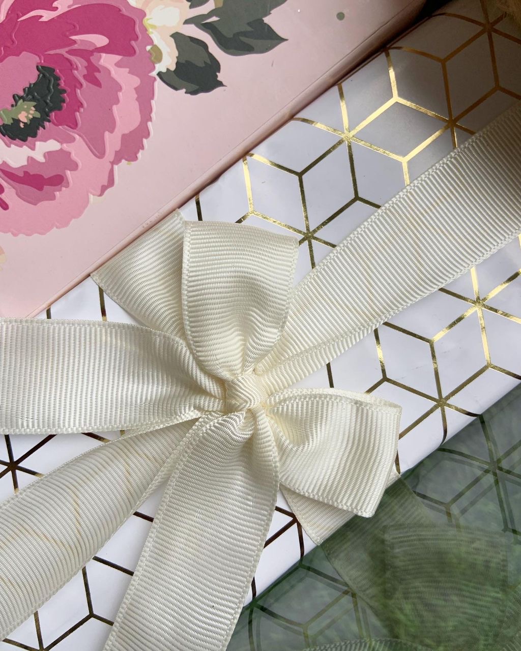 Champagne & Cuddles - Image 4