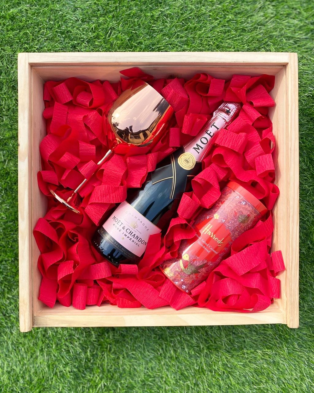 Rose Luxe Treatbox
